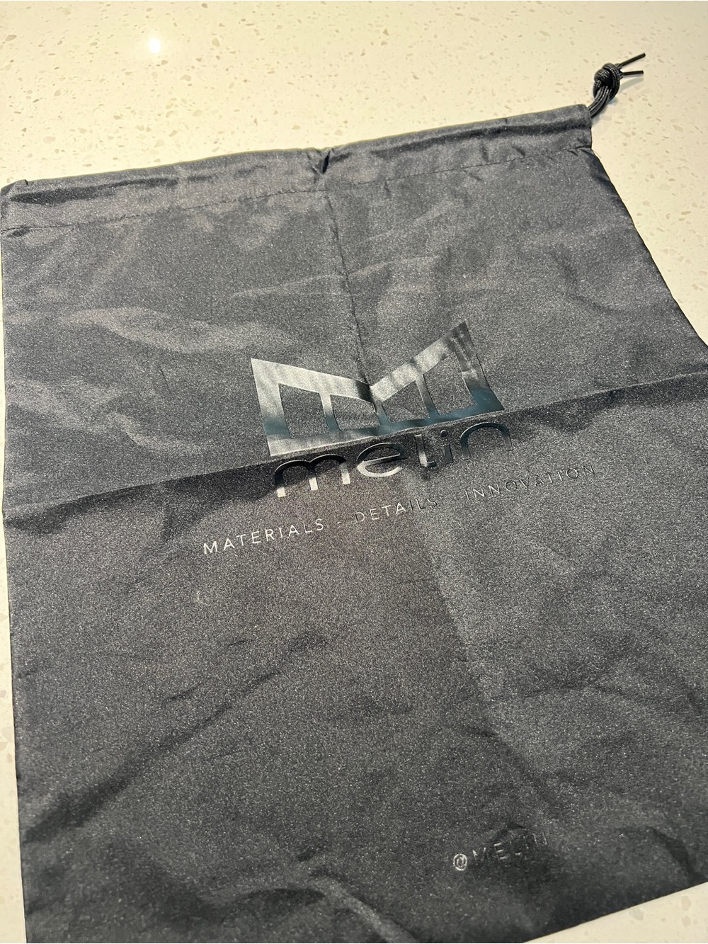 (2) Melin Black Drawstring Dust Bag for Hats - Picture 3 of 3